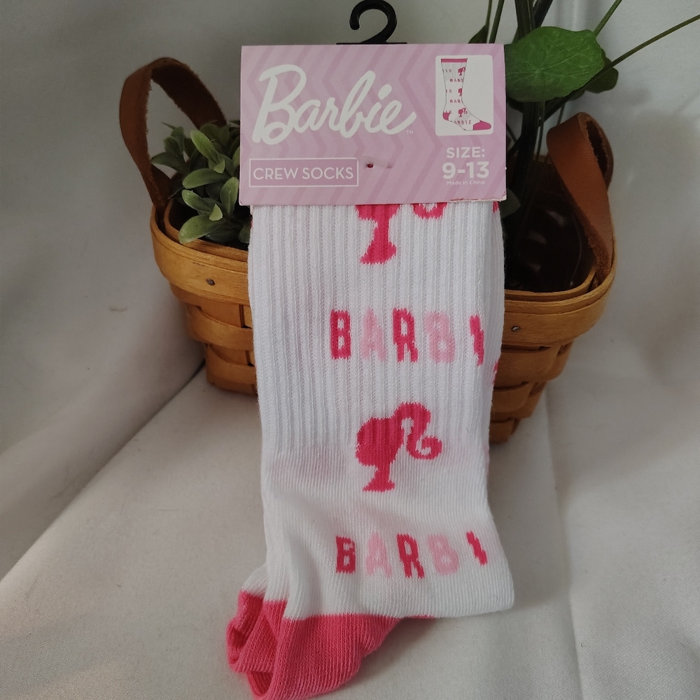 💎Barbie Pink & White Adult Crew Socks Size 9-13
